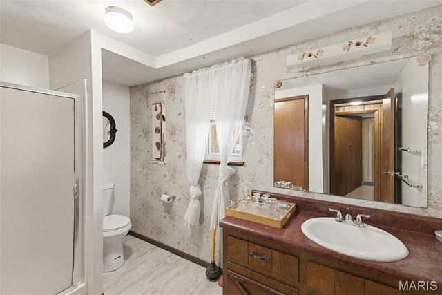 1004 Barton Road, Doniphan, MO 63935