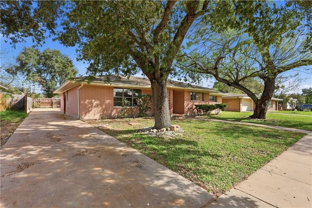 3314 Casa De Palmas, Corpus Christi, TX 78411