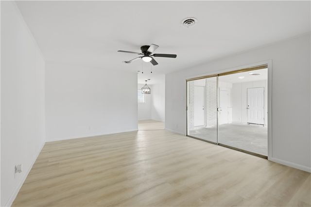 3314 Casa De Palmas, Corpus Christi, TX 78411