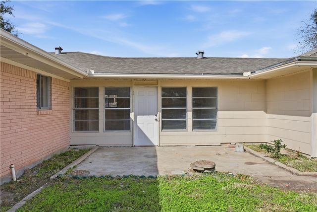 3314 Casa De Palmas, Corpus Christi, TX 78411