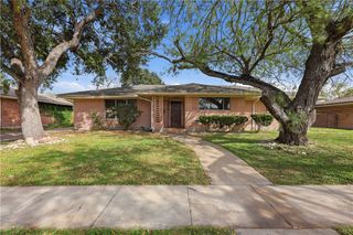 3314 Casa De Palmas, Corpus Christi, TX 78411
