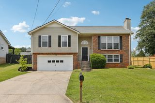 2134 Amadeus Dr, Clarksville, TN 37042