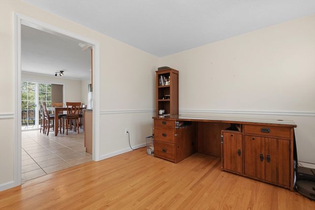 27 Colburn 27, Northborough, MA 01532
