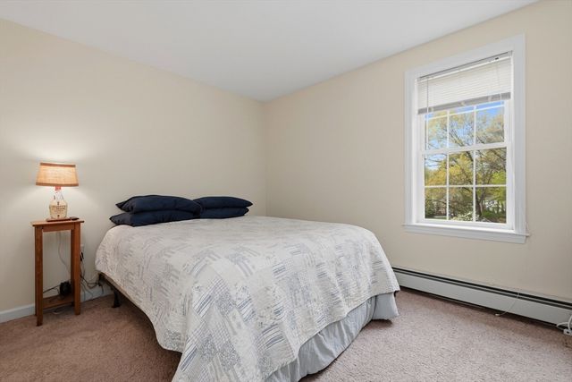 27 Colburn 27, Northborough, MA 01532