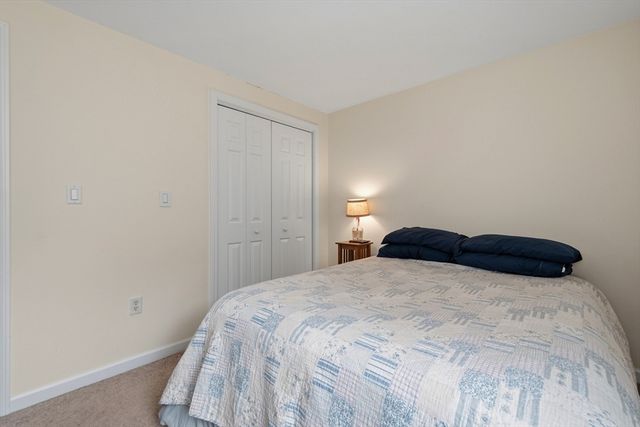 27 Colburn 27, Northborough, MA 01532