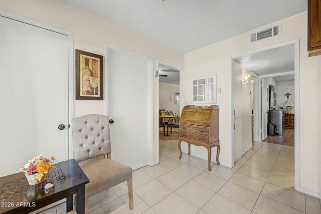 10619 W COGGINS Drive, Sun City, AZ 85351