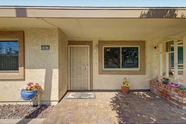 10619 W COGGINS Drive, Sun City, AZ 85351