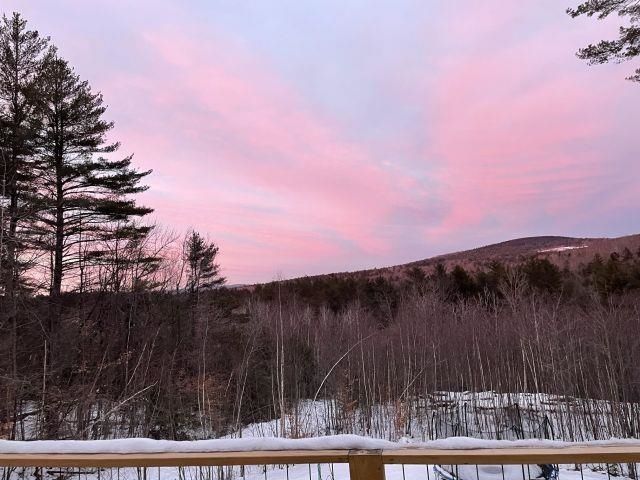 27 Skytop Drive, Newbury, NH 03255