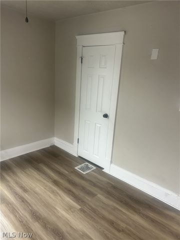 13813 Kelso Avenue, Cleveland, OH 44110