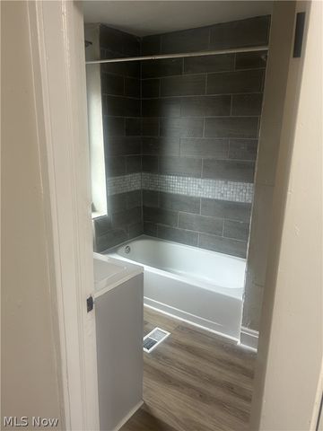 13813 Kelso Avenue, Cleveland, OH 44110