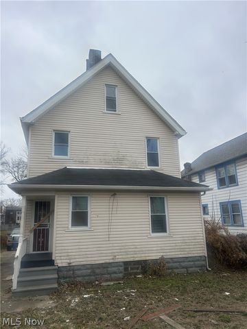 13813 Kelso Avenue, Cleveland, OH 44110