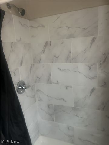 13813 Kelso Avenue, Cleveland, OH 44110