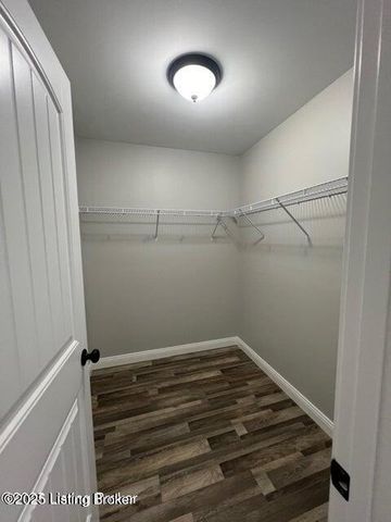 220 Open Meadow Dr, Bardstown, KY 40004