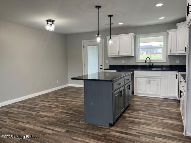 220 Open Meadow Dr, Bardstown, KY 40004