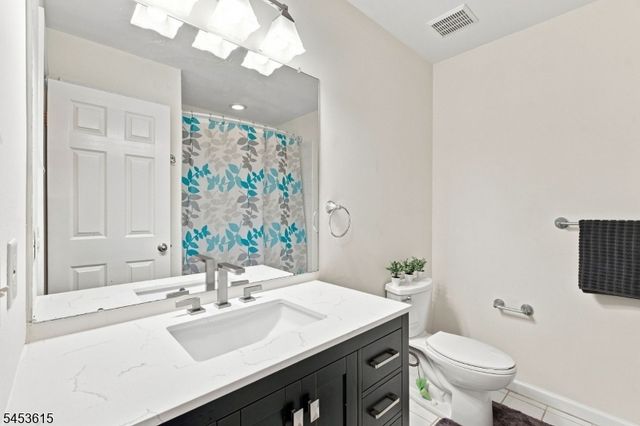 54 Jackson Ave, Montgomery Twp., NJ 08540