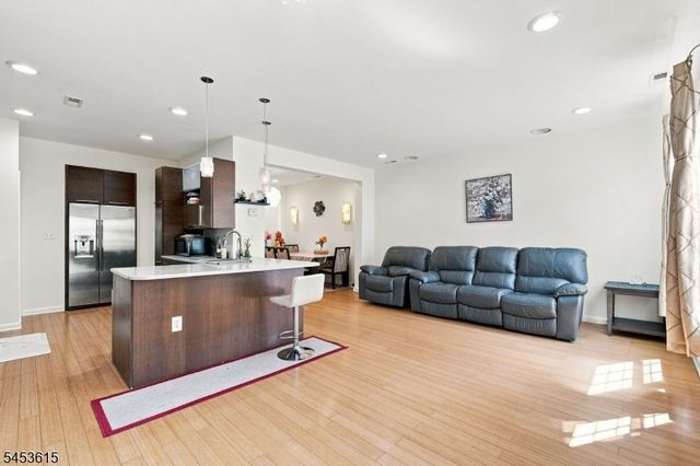 54 Jackson Ave, Montgomery Twp., NJ 08540