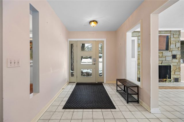 264 Clover Hills Drive, Brighton, NY 14618