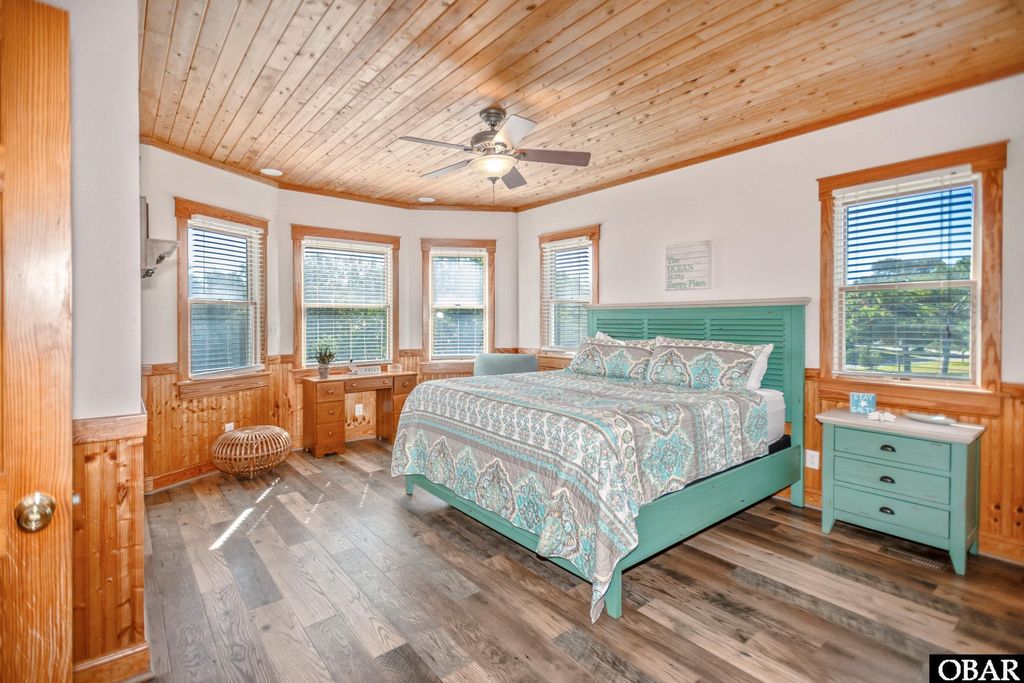 Image 24 of property listing at 50029 Captains Court Lot 216, Frisco, NC 27936