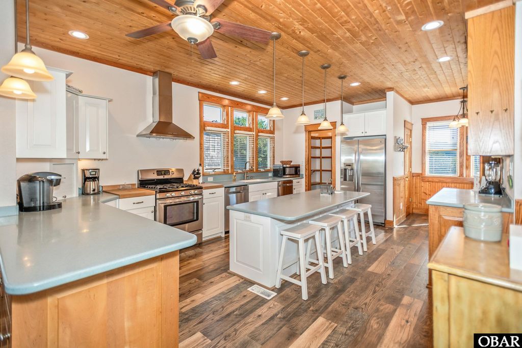 Image 8 of property listing at 50029 Captains Court Lot 216, Frisco, NC 27936