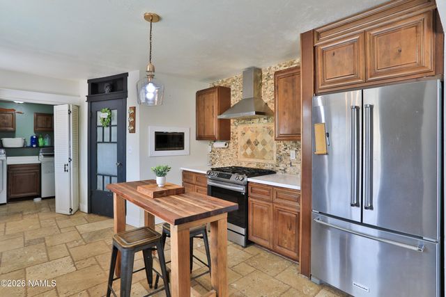 511 W Gilmore Street, Winslow, AZ 86047