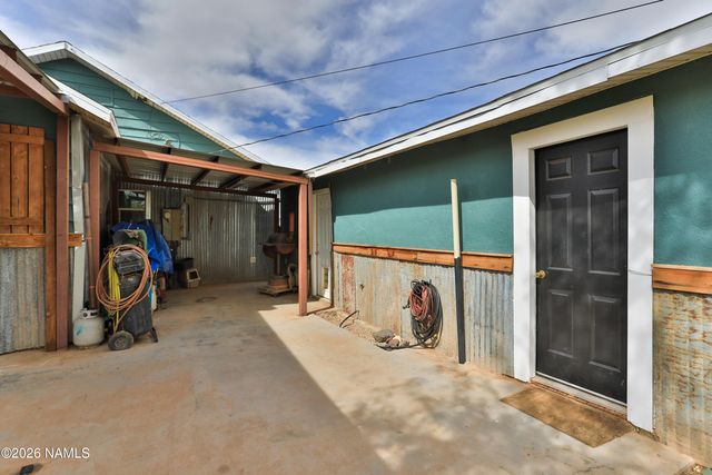 511 W Gilmore Street, Winslow, AZ 86047