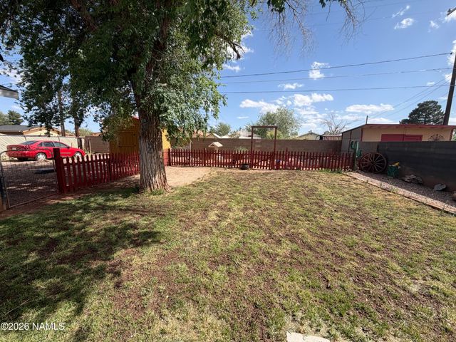 511 W Gilmore Street, Winslow, AZ 86047