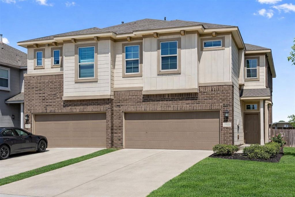 2202 Dillon Pond LN B, Pflugerville, TX 78660