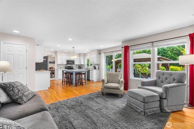 60 SE His Way, Shelton, WA 98584