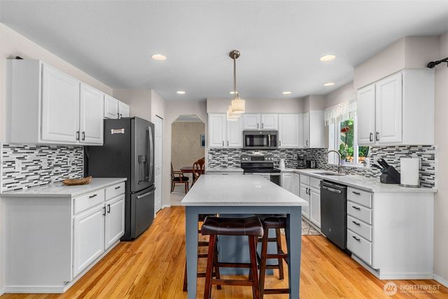 60 SE His Way, Shelton, WA 98584