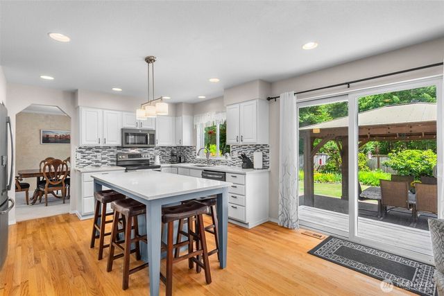 60 SE His Way, Shelton, WA 98584
