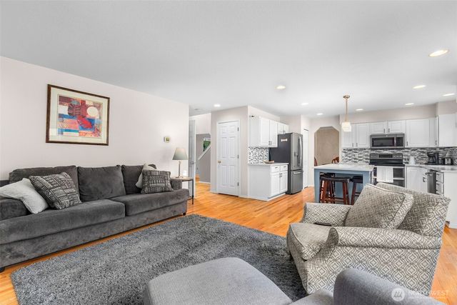 60 SE His Way, Shelton, WA 98584