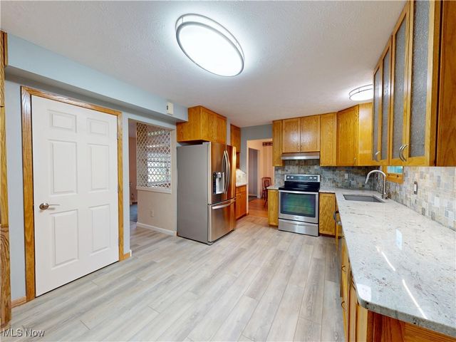 6267 Foxwood Court, Mentor, OH 44060