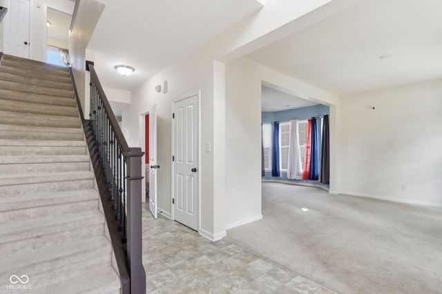 8178 KILBORN Way, Avon, IN 46123