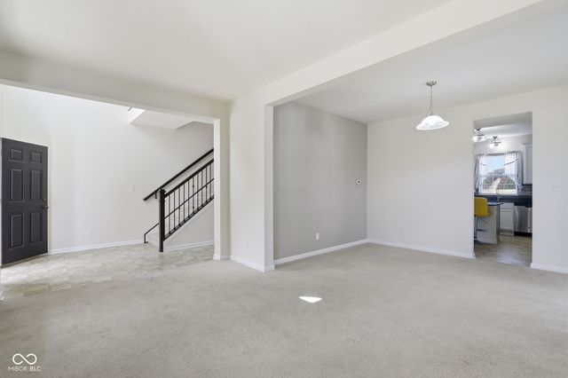 8178 KILBORN Way, Avon, IN 46123