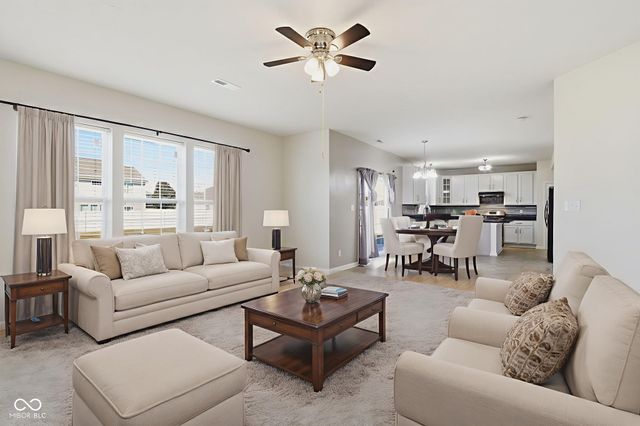 8178 KILBORN Way, Avon, IN 46123