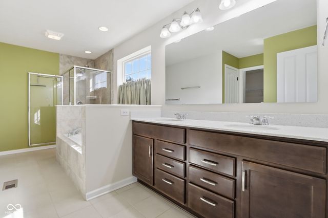 8178 KILBORN Way, Avon, IN 46123