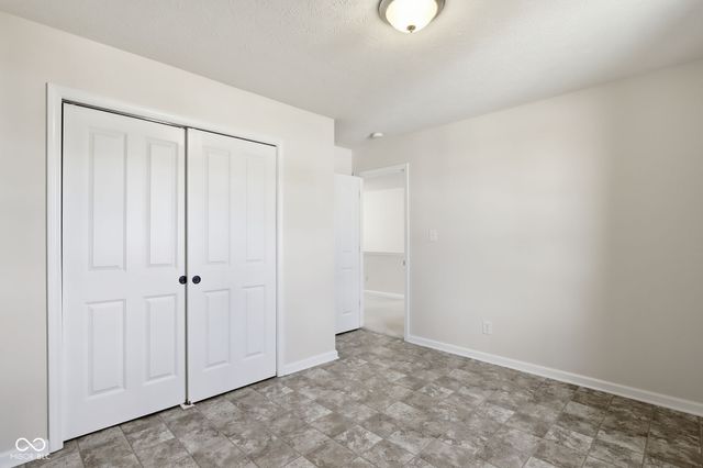 8178 KILBORN Way, Avon, IN 46123