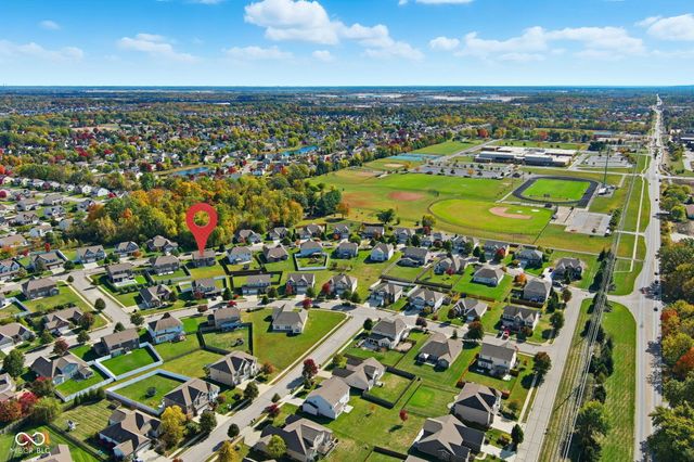 8178 KILBORN Way, Avon, IN 46123