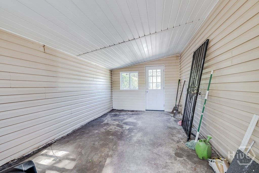 Image 33 of property listing at 119 Chippewa Drive, Savannah, GA 31406