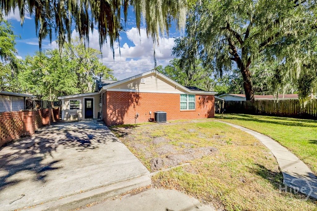 Image 34 of property listing at 119 Chippewa Drive, Savannah, GA 31406