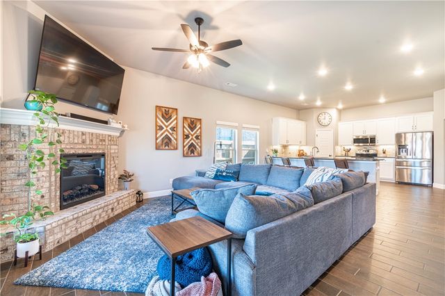 5903 Silas Street, Bentonville, AR 72713