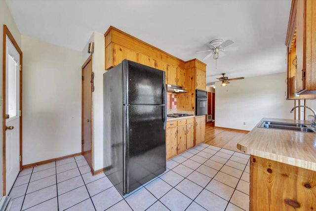 409 Decatur CIR, Salem, VA 24153