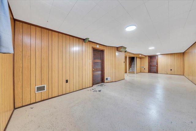 409 Decatur CIR, Salem, VA 24153