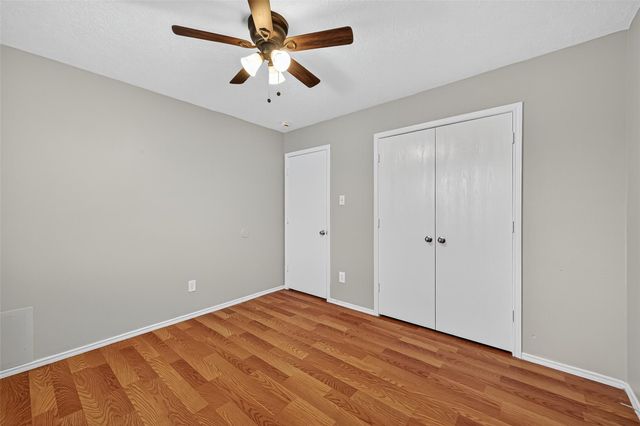 1406 Hade Falls Lane, Houston, TX 77073