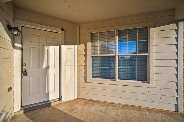 1406 Hade Falls Lane, Houston, TX 77073