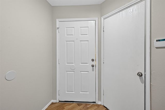 1406 Hade Falls Lane, Houston, TX 77073