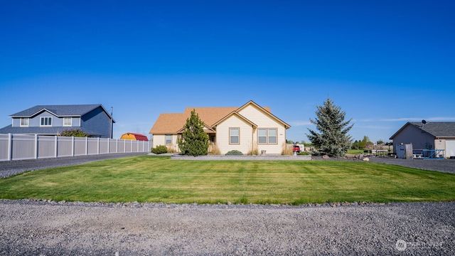 3411 Road F NE, Moses Lake, WA 98837