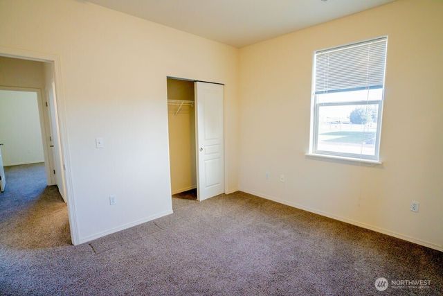 3411 Road F NE, Moses Lake, WA 98837