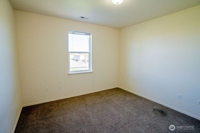 3411 Road F NE, Moses Lake, WA 98837
