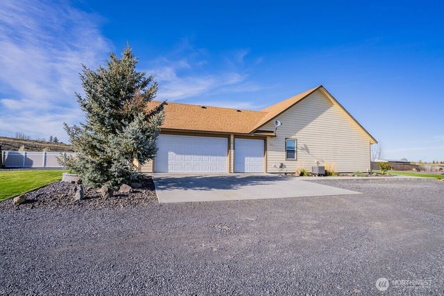 3411 Road F NE, Moses Lake, WA 98837